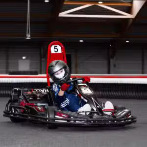 Racehall lemans boern 90 scaled